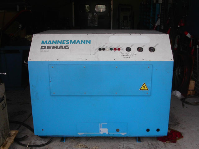 Воздушный компрессор Mannesmann Demag SE 60 S